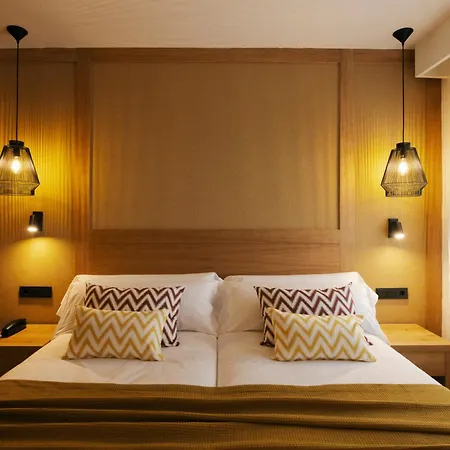 Caramelo Marina Calan Bosch - Adults Only Hotel Cala en Bosc Exterior photo