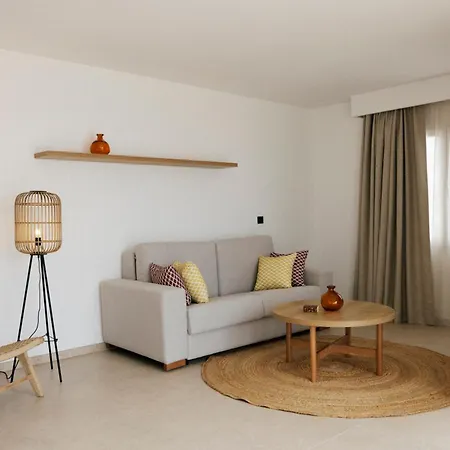 Caramelo Marina Calan Bosch - Adults Only Hotel Cala en Bosc Exterior photo