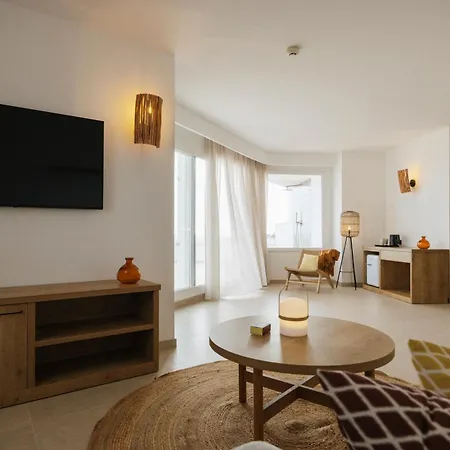 Caramelo Marina Calan Bosch - Adults Only Hotel Cala en Bosc Exterior photo