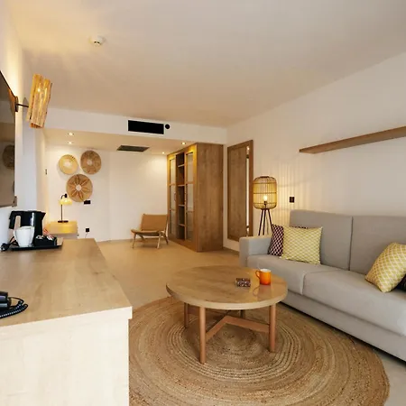 Caramelo Marina Calan Bosch - Adults Only Hotel Cala en Bosc Exterior photo