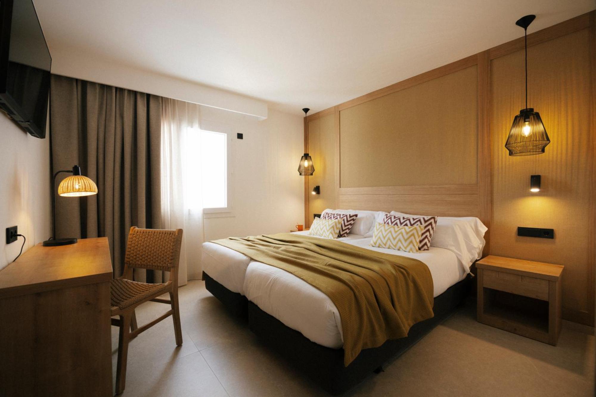 Caramelo Marina Calan Bosch - Adults Only Hotel